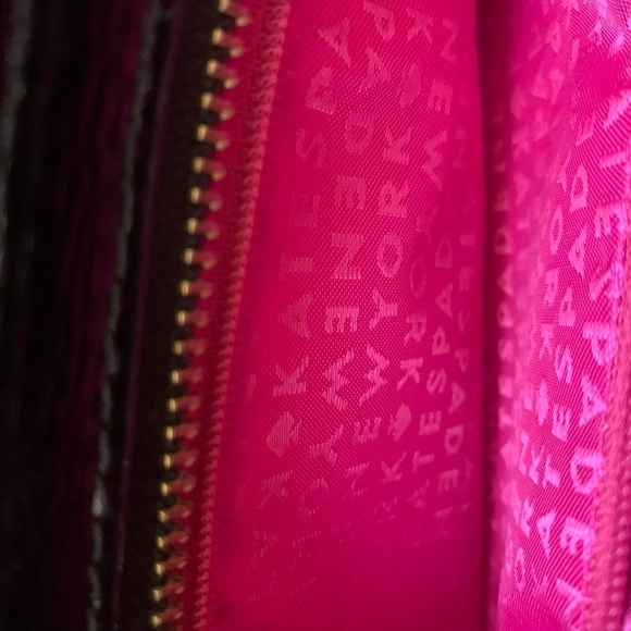 RARE KATE SPADE PATENT LEATHER HANDBAG W CHAIN CROSSBODY OR SHOULDER BLACK - Picture 4 of 10